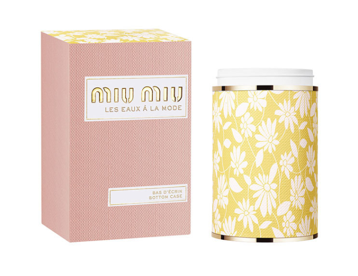 Les Eaux A La Mode Bas D'ecrin Bottom Case (Yellow) by Mi…