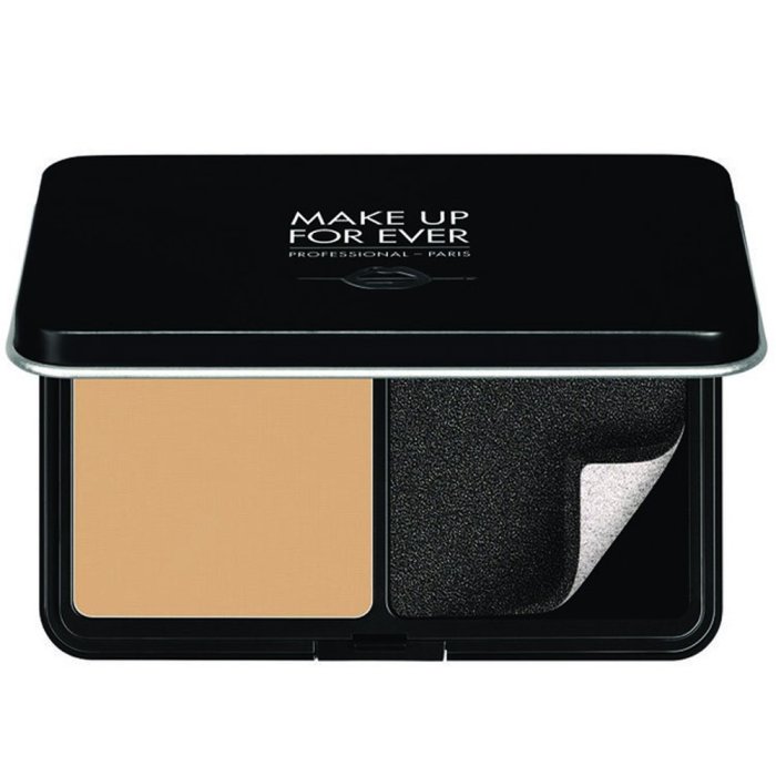 Matte Velvet Skin Blurring R540 Powder Foundation by Make…