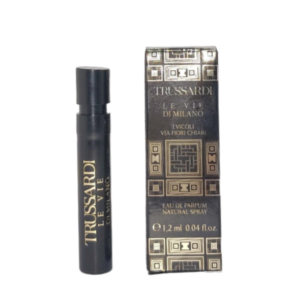 لو في دي ميلانو I فيكولي فيا فيوري تشياري من Trussardi Ea…